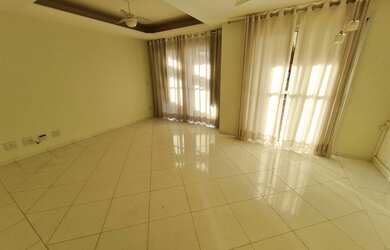 Imagem 4: Casa de Condomínio para venda no Condomínio Porto Ville Galeria em Campinas...