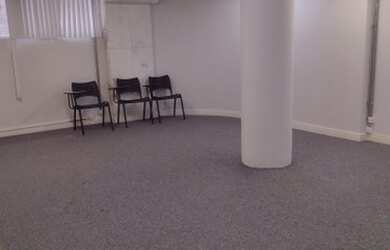 Imagem: O depósito possui 340m² de Área e está localizado em Comércio