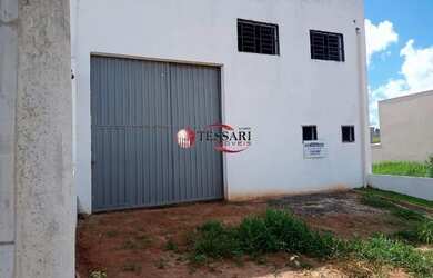 Imagem: O depósito possui 4 Vagas na garagem, 150m² de Área e está