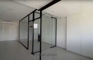 Imagem: O depósito possui 1 Vaga na garagem, 40m² de Área e está