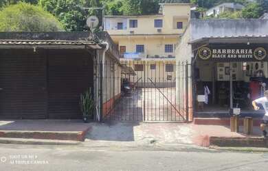 Imagem: A casa em condomínio possui 5 Dormitórios, 5 Banheiros, 5