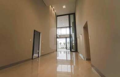 Imagem 8: LINDA CASA EM CONDOMÍNIO FECHADO NA ZONA SUL DE UBERLÂNDIA