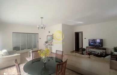 Imagem: CASA PARA ALUGAR NO CENTRO DE JACAREÍ 2 DORMITÓRIOS