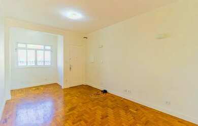 Imagem: O apartamento possui 2 Dormitórios, 1 Banheiro, 83m² de Área