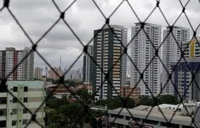 Imagem 7: Edifício Casa do Professor, nascente no bairro do marco na Av Almirante...
