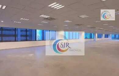 Imagem: O depósito possui 5 Vagas na garagem e 1131m² de Área e está