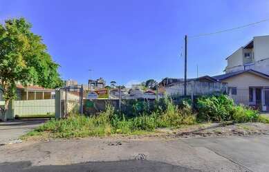 Imagem: O terreno possui Imóvel novo e está localizado em Novo Mundo