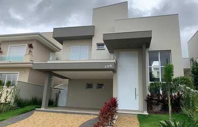 Imagem 1: Sobrado a venda no Swiss Park, 290 metros, 3 suítes, 3 salas, cozinha...