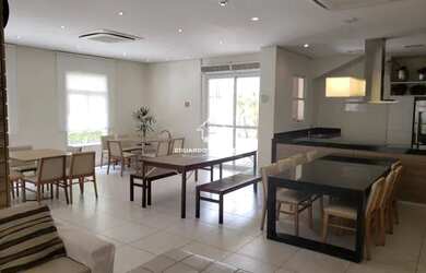 Imagem: O apartamento possui 2 Dormitórios, 2 Banheiros, 2 Vagas na