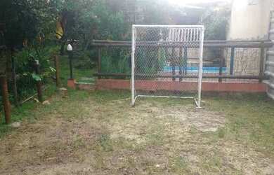 Imagem: A casa possui 2 Dormitórios, 1 Banheiro e 307m² de Área e