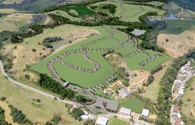 Imagem: O terreno possui 1.044m² de Área e está localizado em Centro