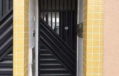 Imagem: A casa possui 1 Dormitório, 1 Banheiro e está localizado