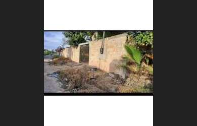 Imagem 2: VENDO CASA NA FOLHA 25. 1 Banheiroe2 Dormitórios