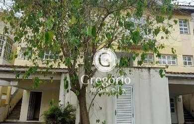 Imagem: A casa em condomínio possui 5 Dormitórios, 4 Banheiros, 4