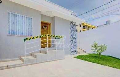 Imagem: A casa possui 2 Dormitórios, 2 Banheiros, 2 Vagas na garagem