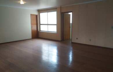 Imagem: O apartamento possui 3 Dormitórios, 3 Banheiros, 2 Vagas na