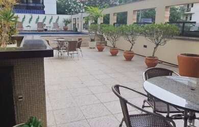 Imagem: O studio possui 2 Dormitórios, 1 Banheiro, 1 Vaga na garagem