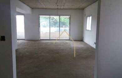 Imagem: O apartamento possui 4 Dormitórios, 5 Banheiros, 5 Vagas na