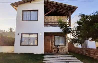 Imagem: A casa em condomínio possui 5 Dormitórios, 4 Banheiros, 2