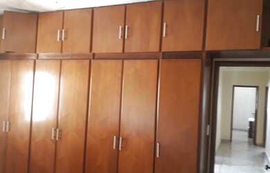 Imagem 13: Vende casa no Santa Genoveva 4/4 com piscina, aceita permuta com avaliação...