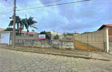 Imagem: O terreno possui 454m² de Área e está localizado em Oficinas