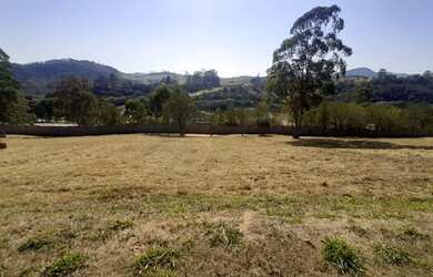 Imagem: O terreno possui 1.000m² de Área e está localizado em Jambeiro