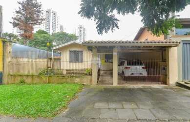 Imagem: O terreno possui 172m² de Área e está localizado em Cristo