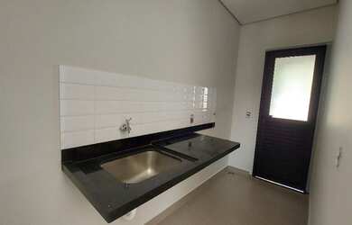 Imagem: A casa em condomínio possui 3 Dormitórios, 5 Banheiros, 4