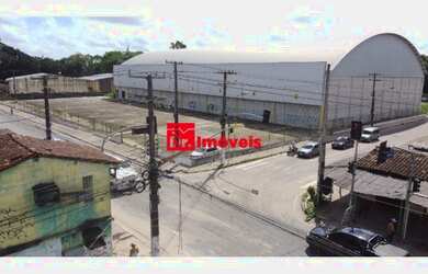 Imagem: O depósito possui 5 Vagas na garagem, 3.600m² de Área e