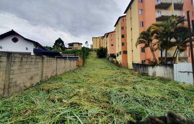 Imagem: O terreno possui 993m² de Área e está localizado em São