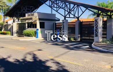 Imagem: A casa em condomínio possui 3 Dormitórios, 3 Banheiros, 2