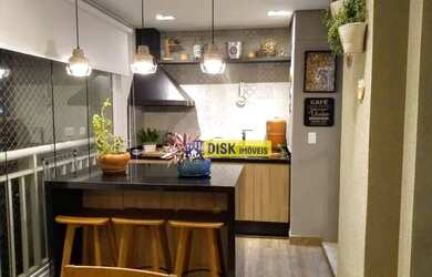 Imagem: O apartamento possui 4 Dormitórios, 3 Banheiros, 2 Vagas na