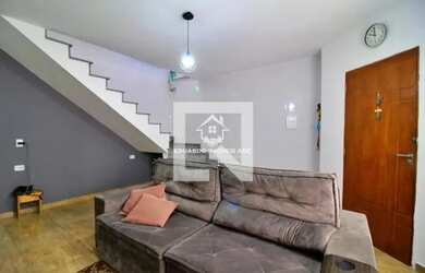 Imagem: A casa possui 3 Dormitórios, 3 Banheiros, 3 Vagas na garagem