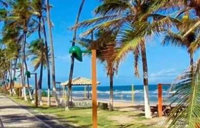 Imagem: A casa possui 4 Dormitórios, 4 Banheiros, 4 Vagas na garagem