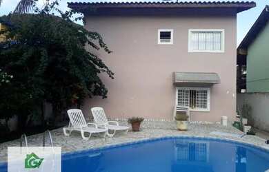 Imagem: A casa possui 4 Dormitórios, 4 Banheiros, 3 Vagas na garagem