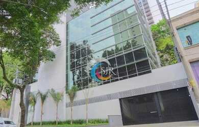 Imagem: O depósito possui 5 Vagas na garagem, 2.682m² de Área e