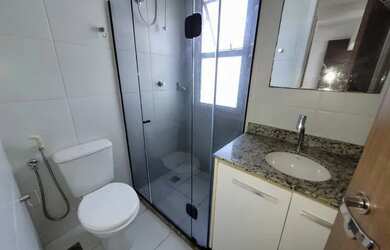 Imagem 14: Apartamento na Paralela. Piscina, Churrasqueira, VarandaeÁrea de serviço