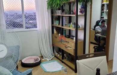 Imagem: O apartamento possui 2 Dormitórios, 1 Banheiro, 1 Vaga na garagem