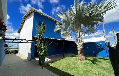 Imagem: A casa em condomínio possui 4 Dormitórios, 3 Banheiros, 4