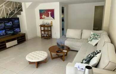 Imagem: A casa em condomínio possui 3 Dormitórios, 5 Banheiros, 2