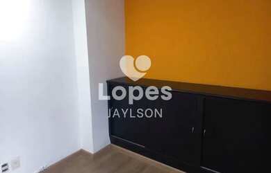 Imagem: O depósito possui 1 Vaga na garagem, 31m² de Área e está