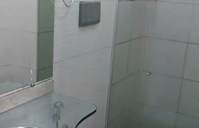 Imagem 8: Edifício Casa do Professor, nascente no bairro do marco na Av Almirante...