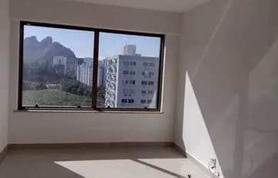 Imagem: O depósito possui 1 Vaga na garagem, 26m² de Área e está