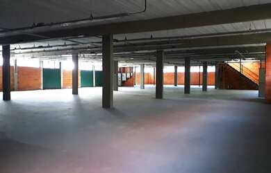 Imagem 6: Galpão para aluguel e venda tem 1000 metros quadrados - Itaipava - Petrópolis/RJ