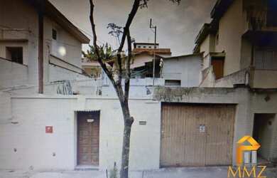 Imagem: O terreno possui 330m² de Área e está localizado em Vila