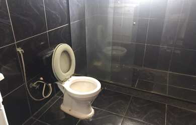 Imagem: A casa possui 2 Dormitórios, 2 Banheiros, 1 Vaga na garagem