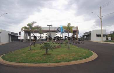 Imagem: O terreno possui 319m² de Área, Churrasqueira, Piscina e