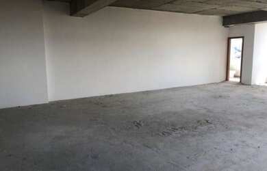 Imagem: O depósito possui 3 Vagas na garagem, 139m² de Área, Imóvel