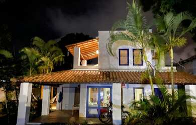 Imagem 1: Cheia de luz Casa em condomínio com 5 dormitórios