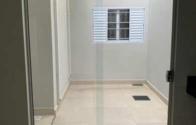 Imagem 5: LINDA CASA. Varanda, 97m² de Área, 2 Vagas na garageme2 Dormitórios